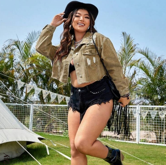 Shein Jean Jacket 🥰 - Picture 5 of 10